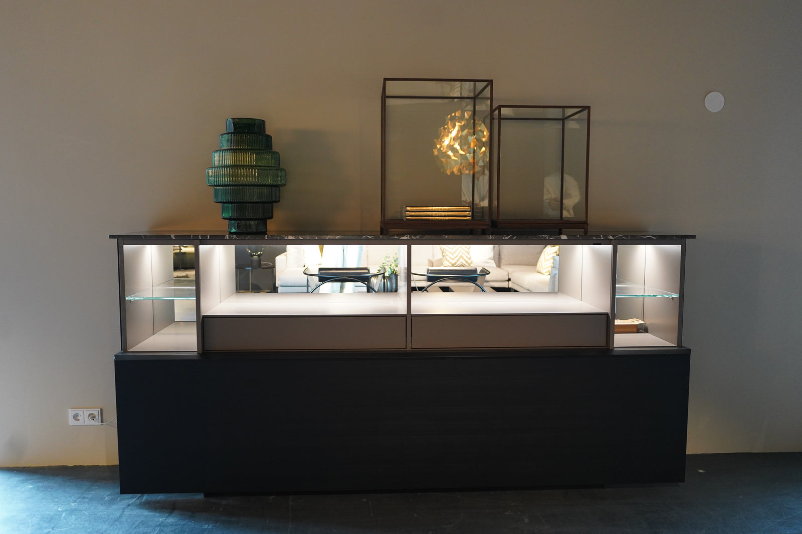 Porro - Gallery low cupboard