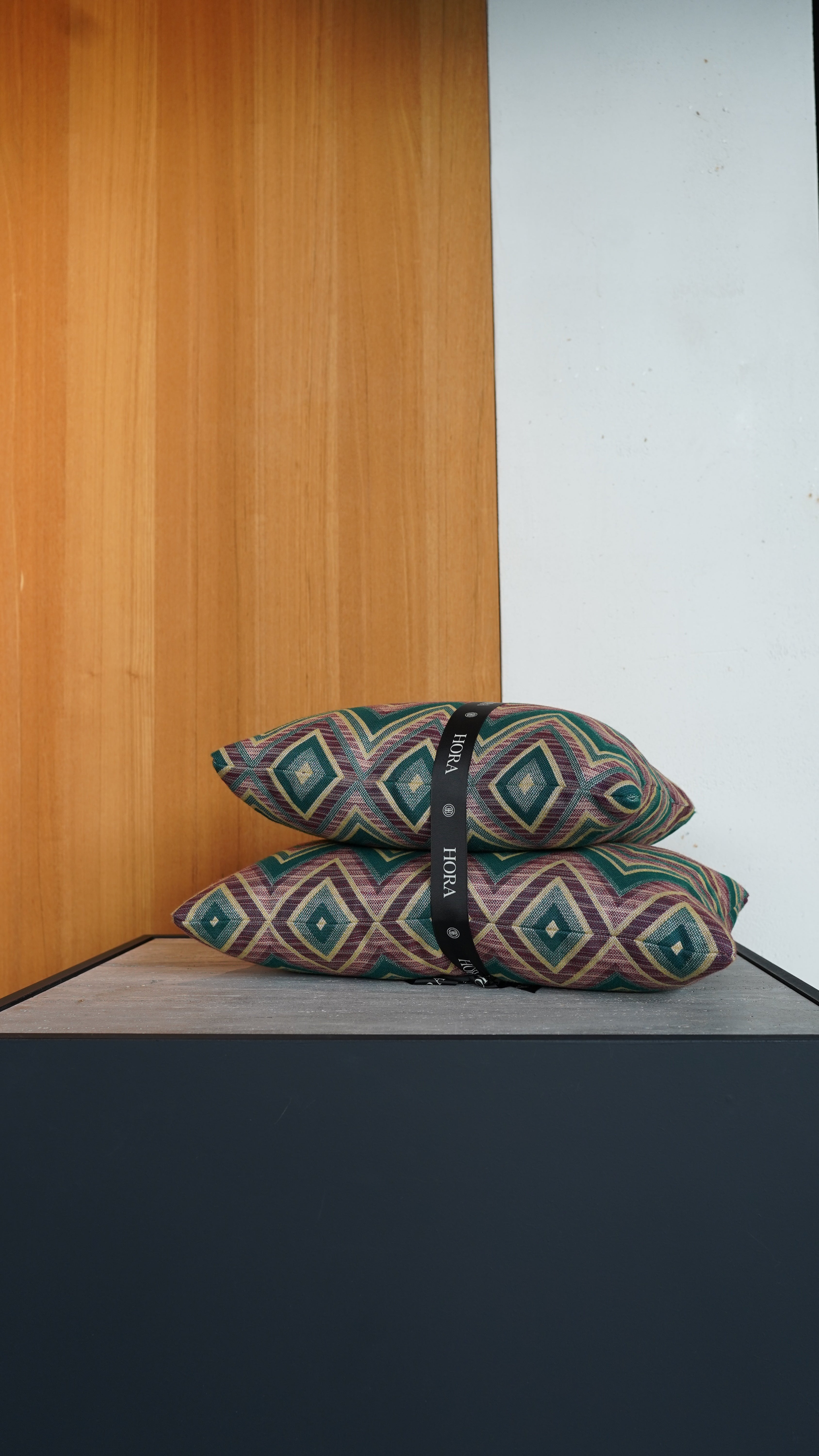 Vyva Fabrics - Deco cushion, set van 2 stuks