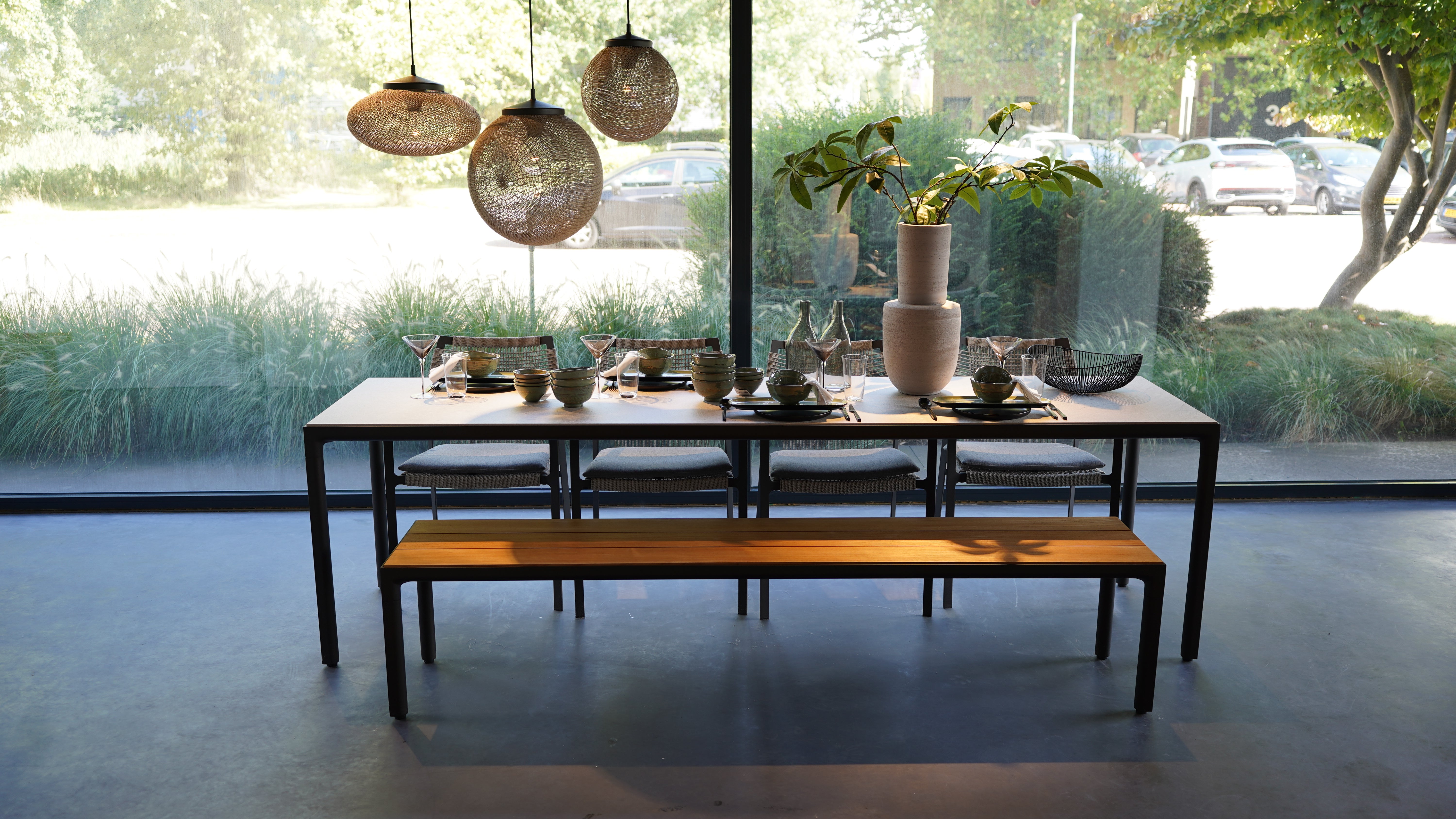 Tribù - Illum dining set