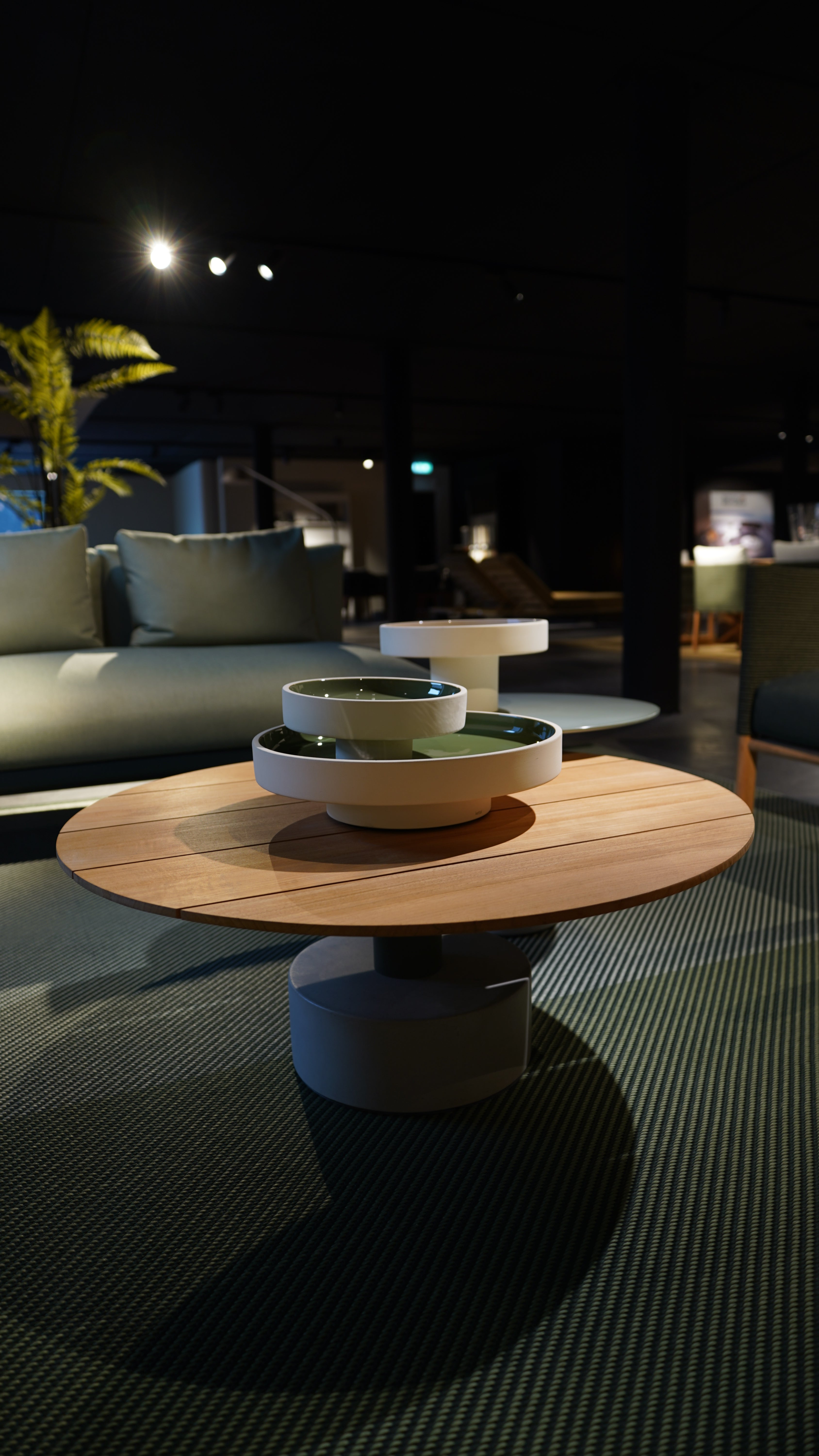 Kettal - Roll Side table Ø90cm