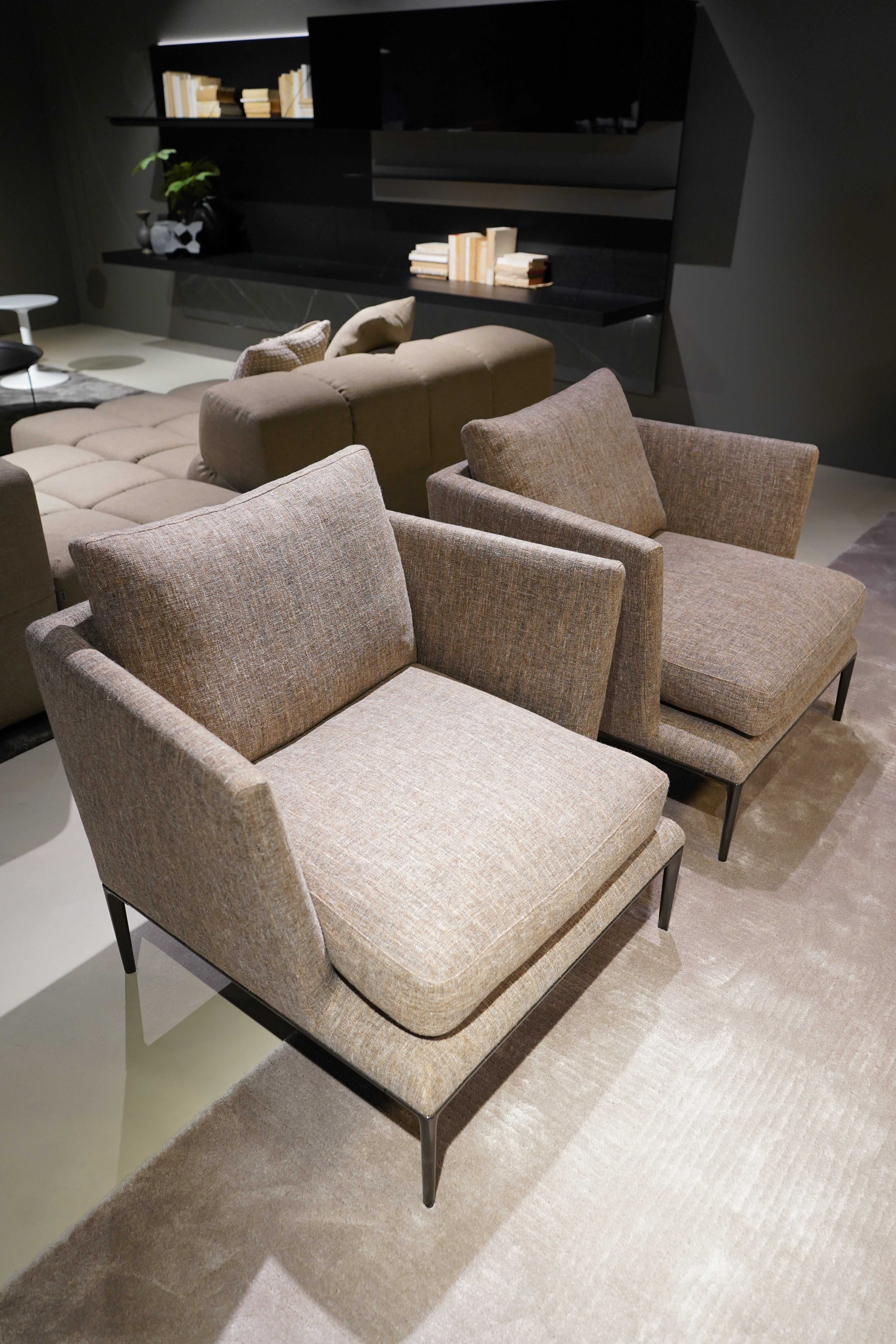 B&B Italia - Atoll armchair with backcushion (set van 2)
