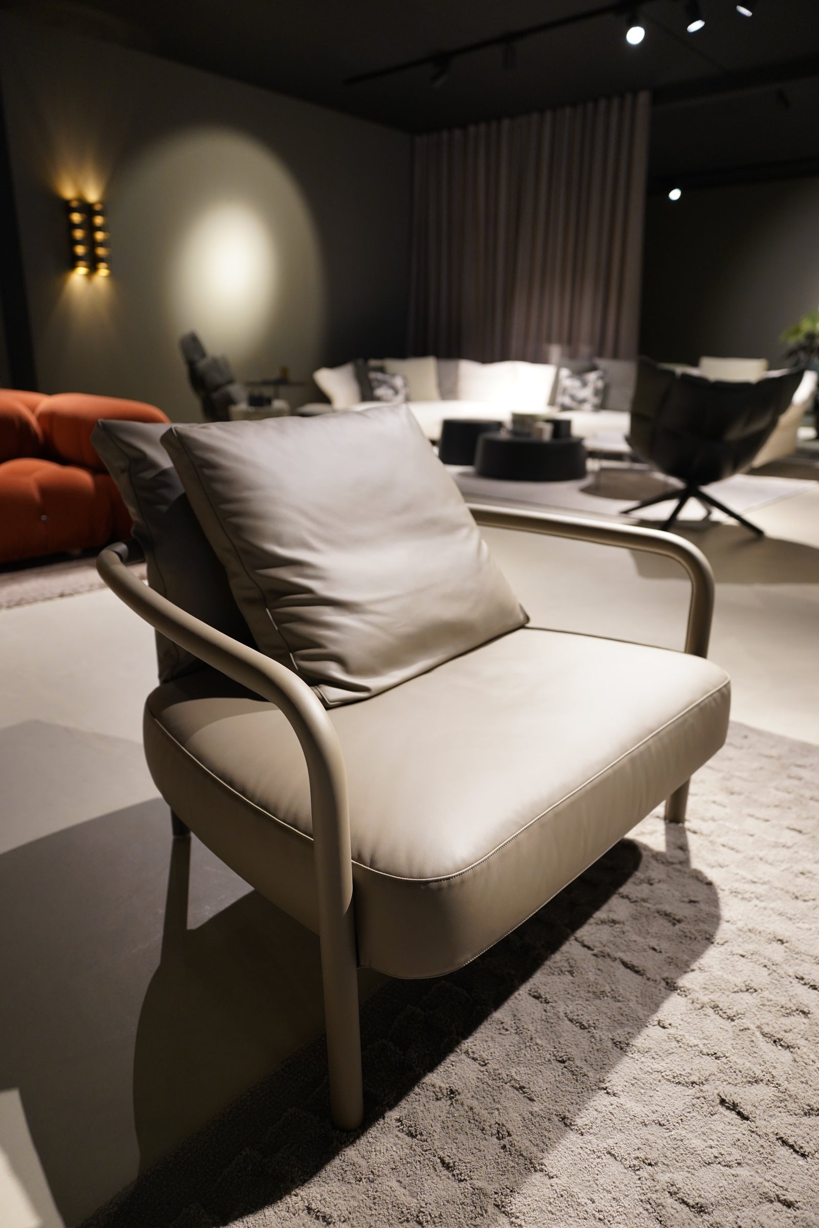 B&B Italia - Pochette armchair