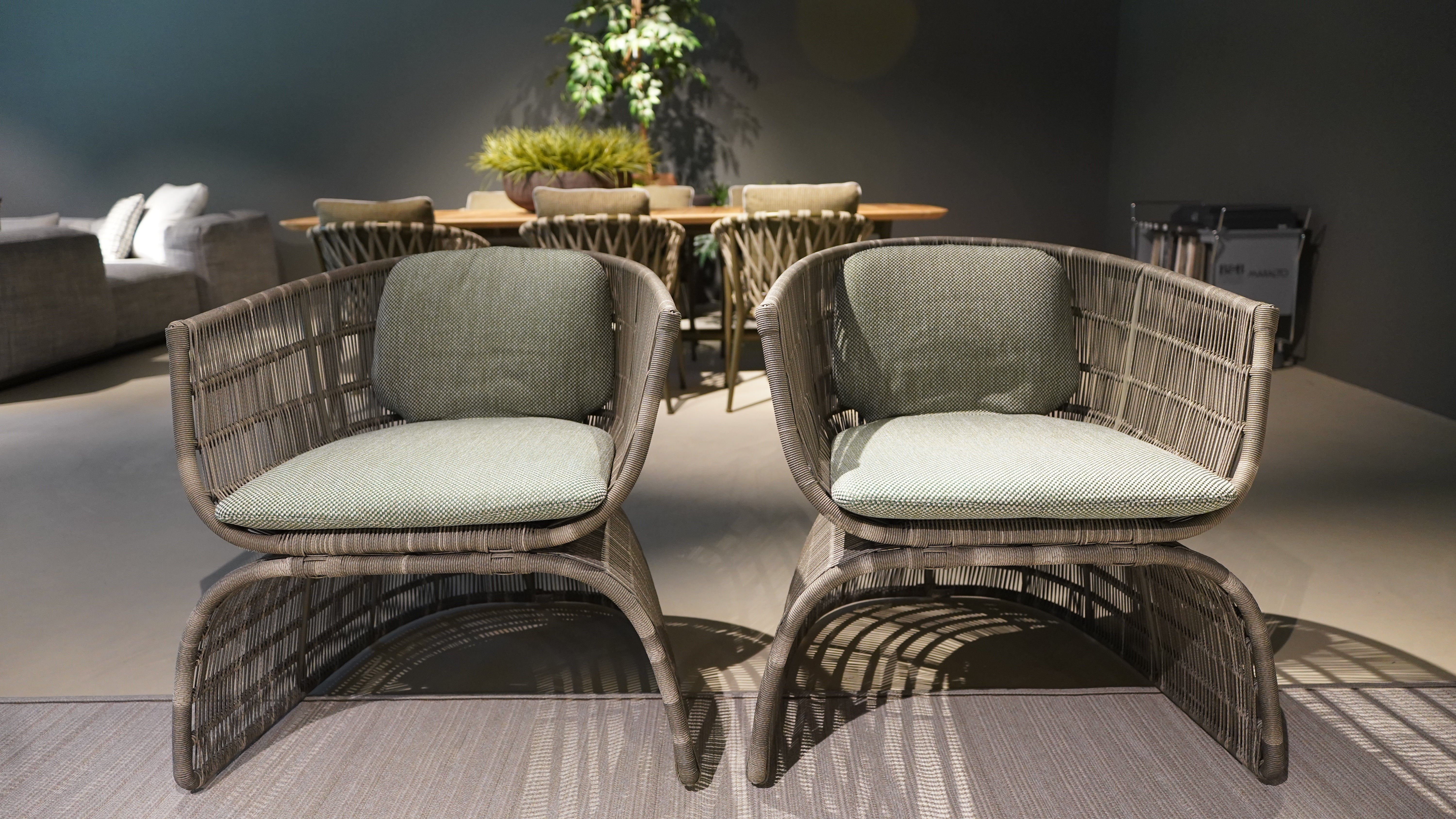 B&B Italia outdoor - Crinoline armchair, set van 2 stuks