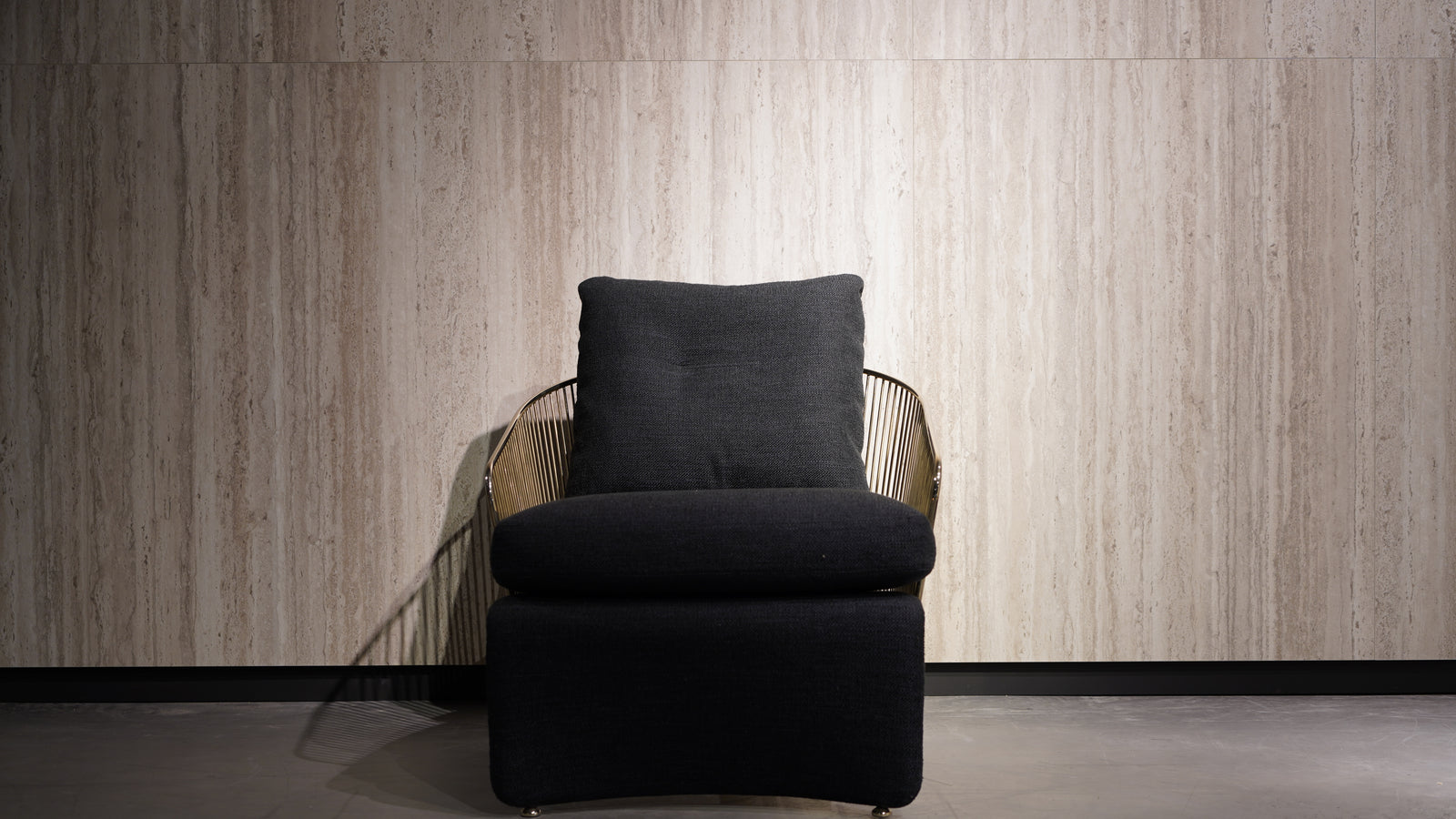 Minotti -	Colette armchair - 72cm