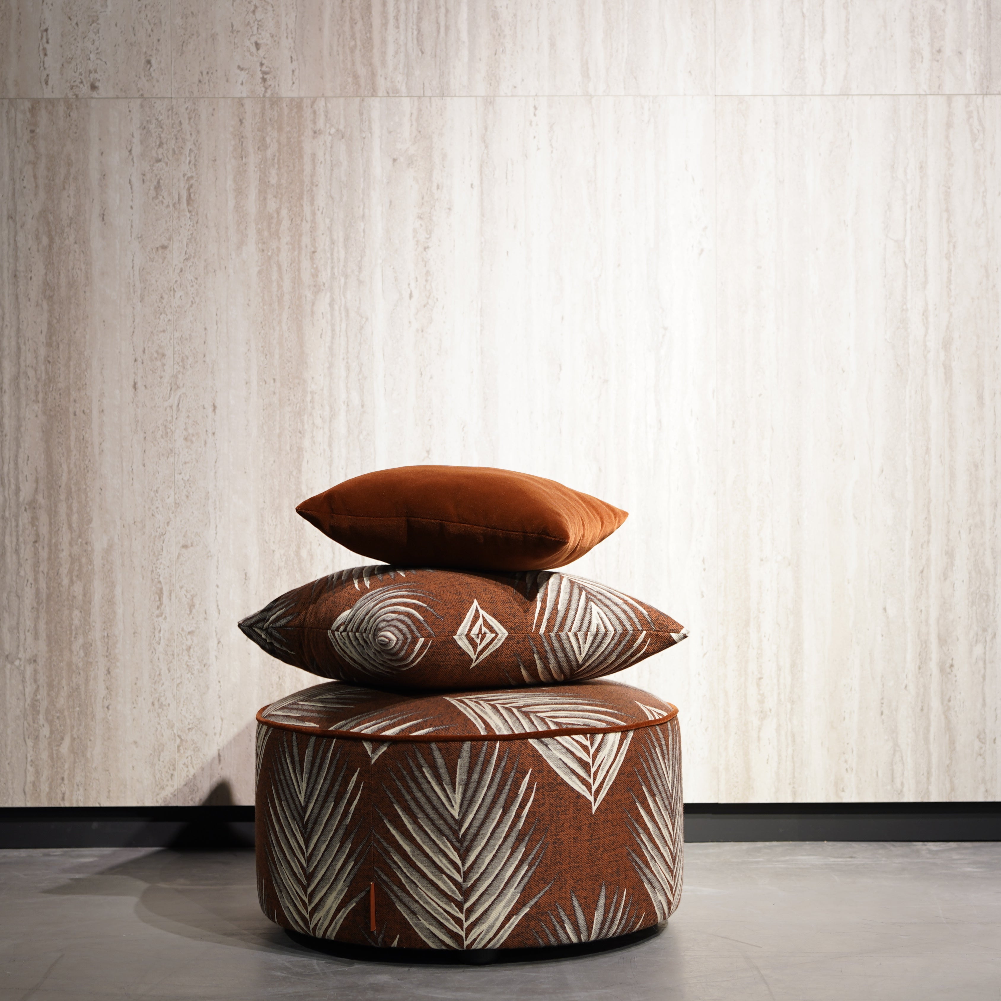 Evolution - Deco cushion Bamboo leaf reversed