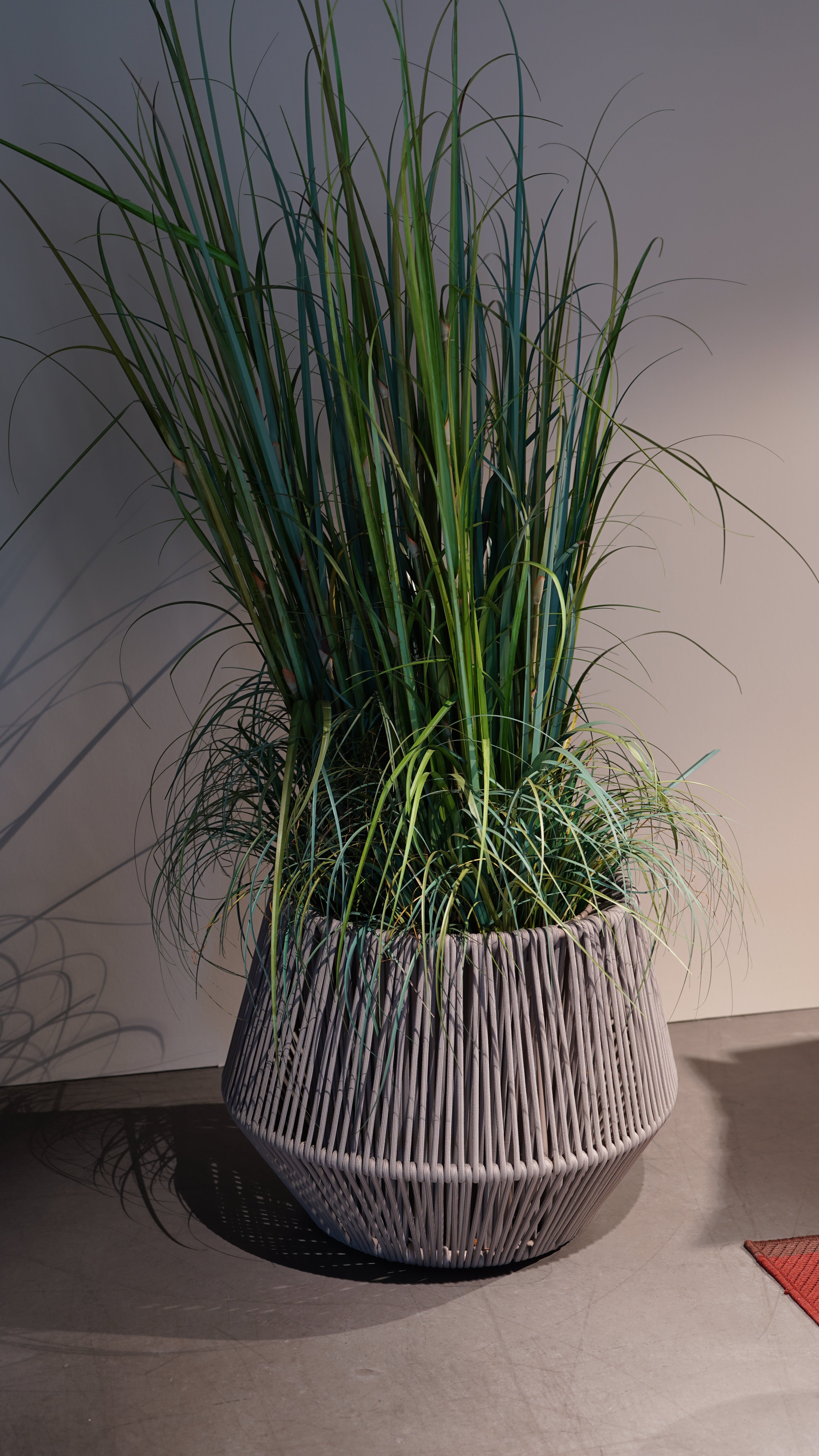 Kettal - Zigzag Planter