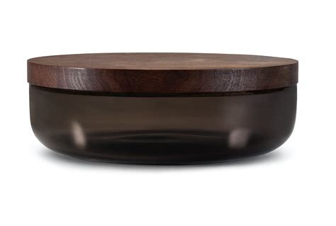 When Objects Work - Vincent van Duysen Glass Walnut schaal